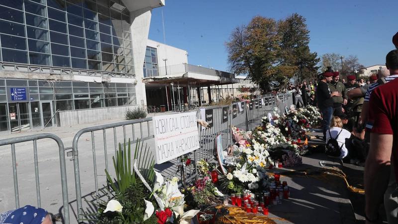 Glavni tužilac i Viši sud u Beogradu remete istrage o „nadstrešnici“ Glavni tužilac i Viši sud u Beogradu remete istrage o „nadstrešnici“