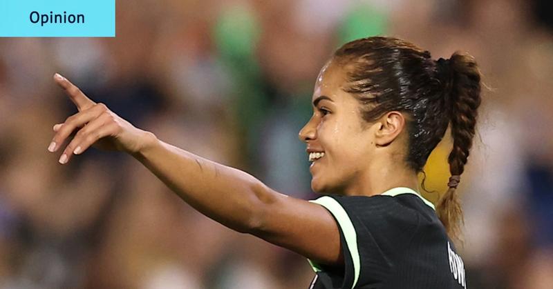 ‘Piggy’ insults and bananas as gifts? Women’s cool professionalism should have a limit