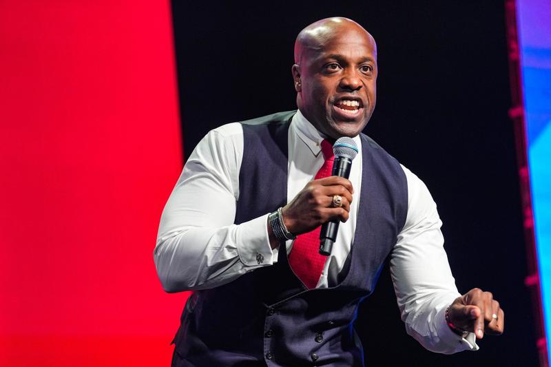 Why do politicians run campaigns they will likely lose? The thrill of it? Why do politicians run campaigns they will likely lose? The thrill of it?