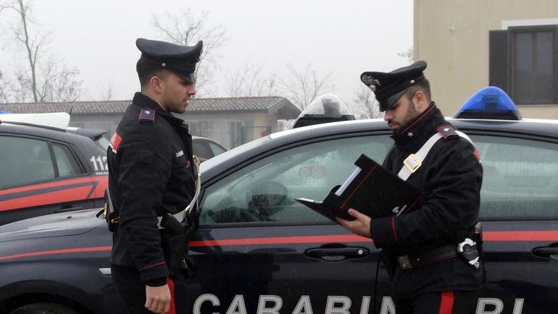 Esce di casa per mezz’ora. Torna e la trova svaligiata: “Forse hanno addormentato il cane”
