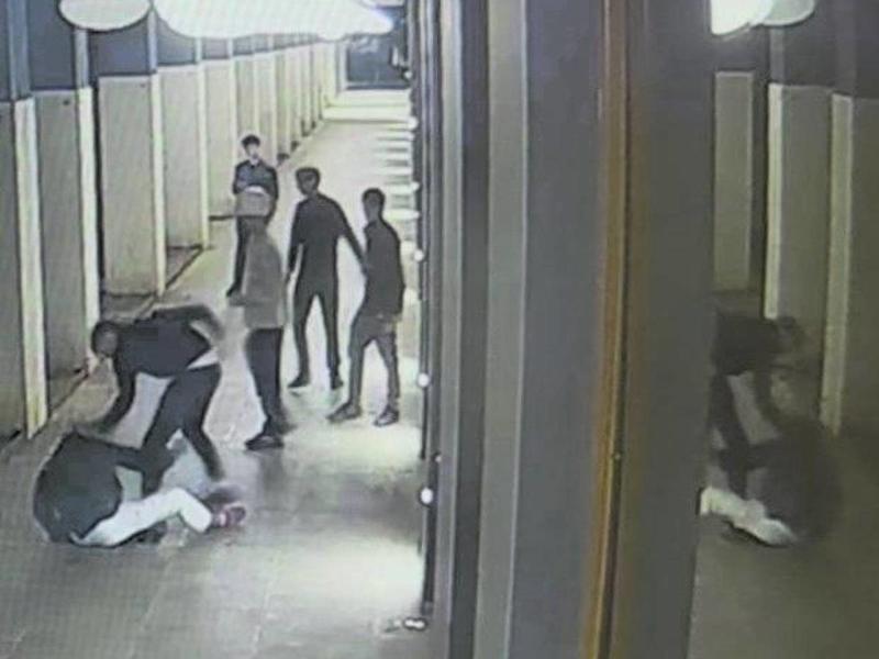 Una violenza tracotante. È l'altra faccia della città