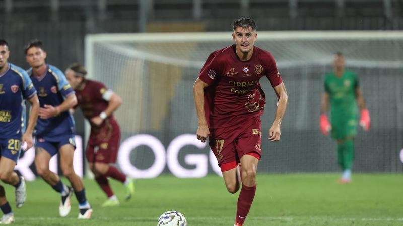 Lonardi, qualità e concretezza a centrocampo: 