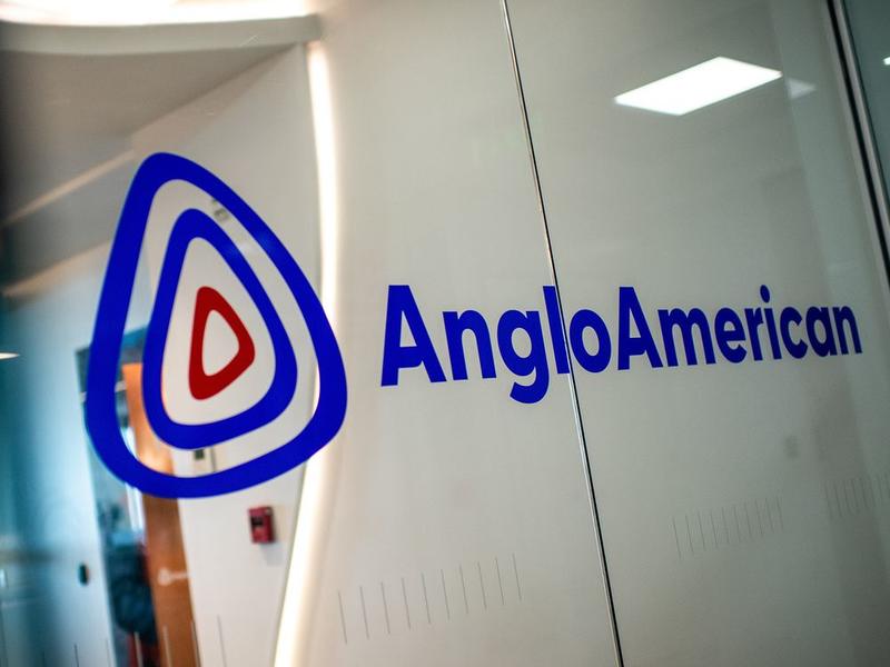 Terence Corcoran: Will Mélanie Joly kill the Anglo-Teck mine merger?