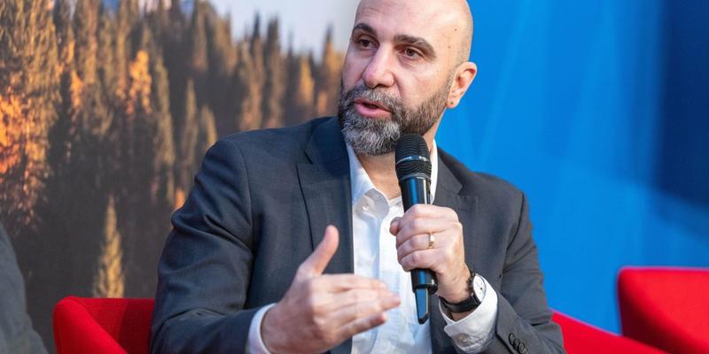 „Wir verlieren die Hoheit über unsere Narrative“ „Wir verlieren die Hoheit über unsere Narrative“