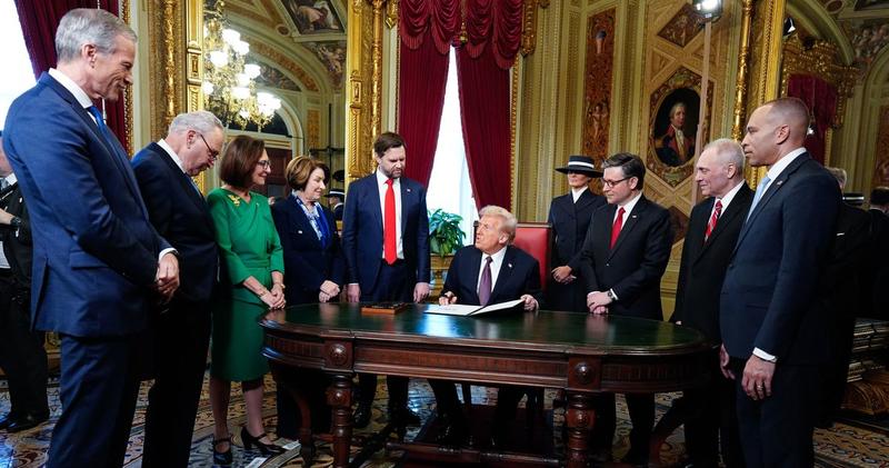 Trump Could Save Himself by Saving Obamacare