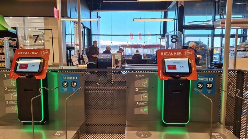 Debat: »Når jeg skal handle, går jeg langt uden om scan selv-kasserne« Debat: »Når jeg skal handle, går jeg langt uden om scan selv-kasserne«