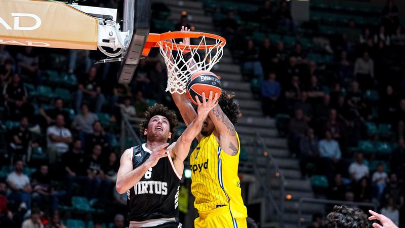 Eurolega, la Virtus batte anche il Maccabi 99-89: è la quinta vittoria di fila