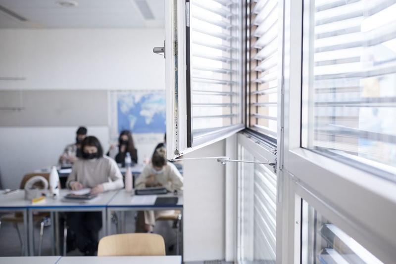 Das Mysterium einer monatelang geöffneten Balkontüre – im Winter