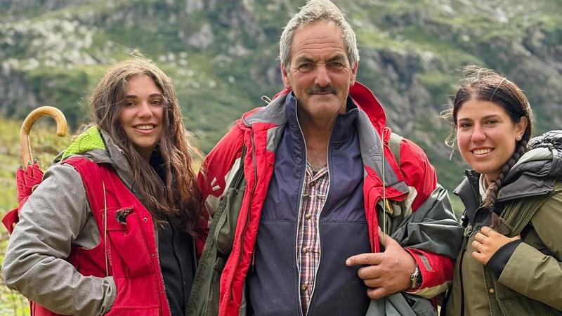 Anna Salvi, la pastorella del Parco agricolo del Sud Milano: “Lavoro 24 ore su 24. Le discoteche? Non fanno per me”