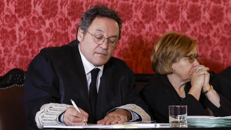 Començar sa casa pel terrat