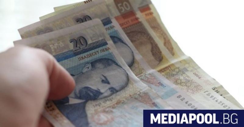 Фирми вече се изнасят в чужбина заради вдигането на осигуровките и данък 