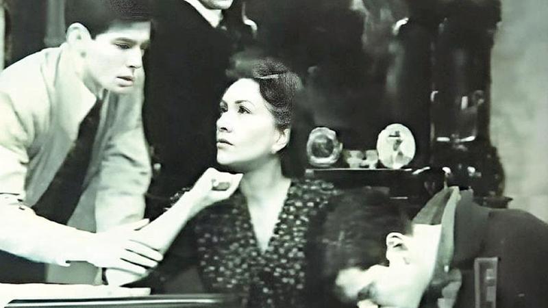 Pierce Brosnan prima che in 007 recitÃ²Â a Londra in Â«Filumena MarturanoÂ»Eduardo disse: occhio a quel ragazzo