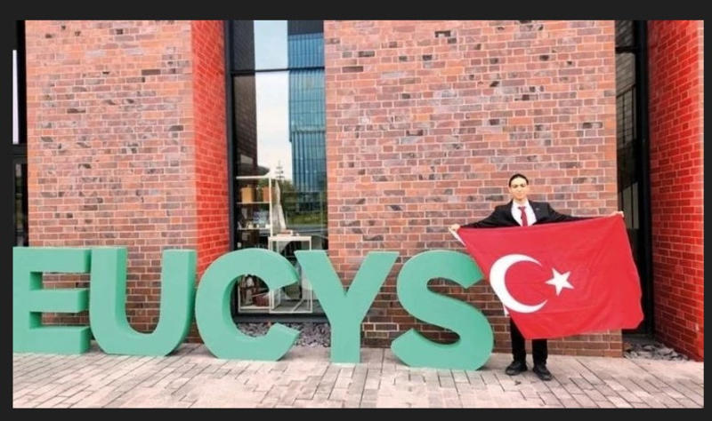 Bugün sizden özel bir ricam var