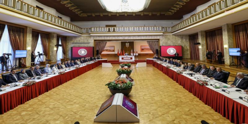 Ortadoğu’nun Yeniden Kurulan Dengeleri ve Türkiye’nin Kürt Gerçeği Ortadoğu’nun Yeniden Kurulan Dengeleri ve Türkiye’nin Kürt Gerçeği