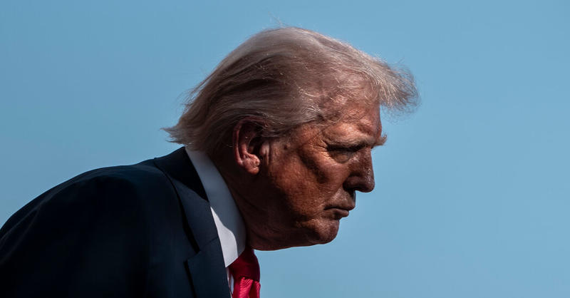 Trump’s Neville Chamberlain Prize