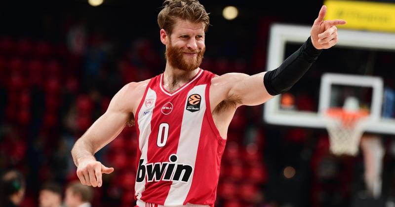 Ολυμπιακός: Το μπάσκετ του νίκησε το... χάος Ολυμπιακός: Το μπάσκετ του νίκησε το... χάος