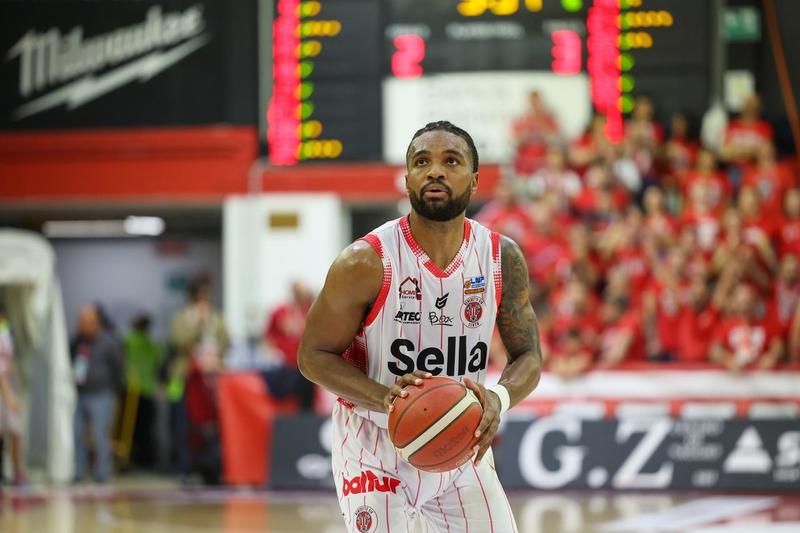 La Sella Cento se la gioca ma Brindisi scappa e vince