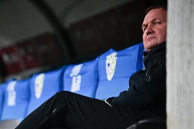 (PORTRET TEDNA) Matjaž Kek, nogometni selektor na tnalu: Najprej nas navadi zmag. Potem plačuje za to