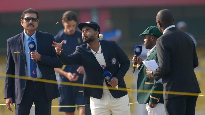 IND vs SA, 2nd Test: South Africa opt to bat first as Rishabh Pant joins MS Dhoni in elite club