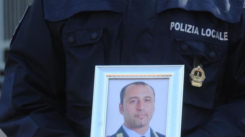 Sulla Bmw con il killer dell’agente Niccolò Savarino: Stizanin vuole 118mila euro di danni. No dei giudici al passeggero assolto