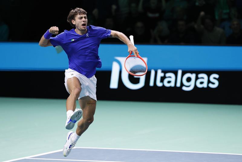 Cobolli vince un’altra battaglia Terza Davis di seguito per l’Italia