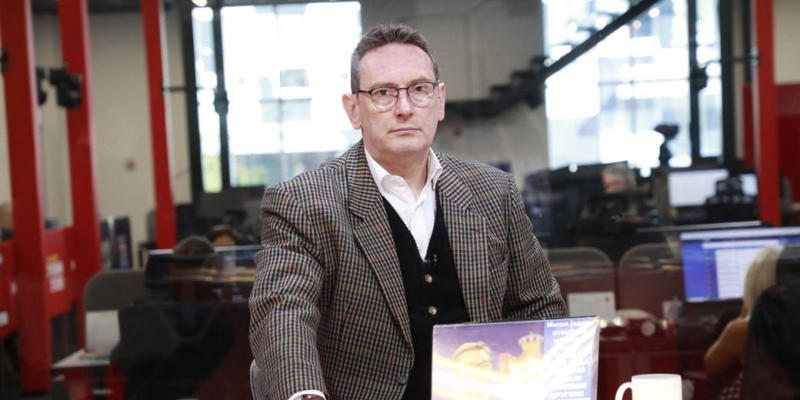 Nebojša Bakarec: NIS - Pravo preče Đilasove obmane! Nebojša Bakarec: NIS - Pravo preče Đilasove obmane!