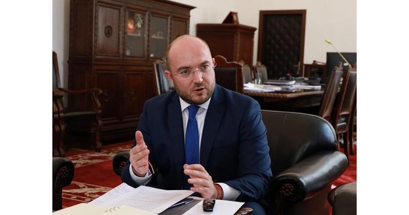 Министър Георги Георгиев Министър Георги Георгиев