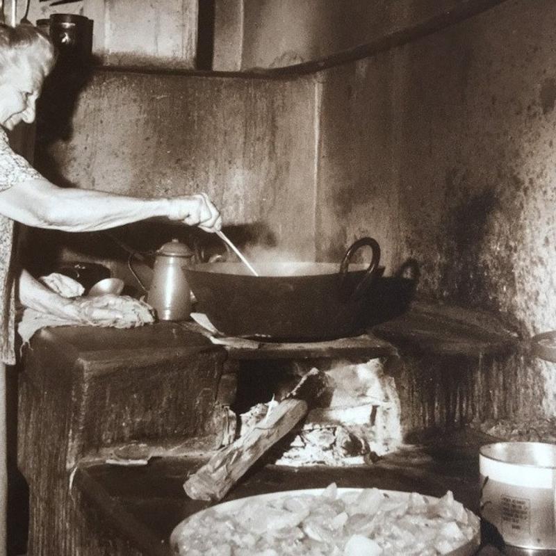 Cora Coralina: ela se considerava mais doceira que poeta