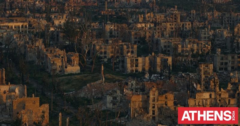 Ρωσο-ουκρανικός πόλεμος: Τα 28 σημεία και η μοναξιά της Ευρώπης