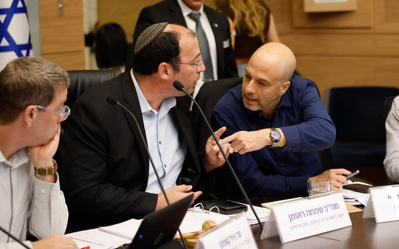 Knesset legal adviser accuses Rothman of threatening him during debate on AG powers