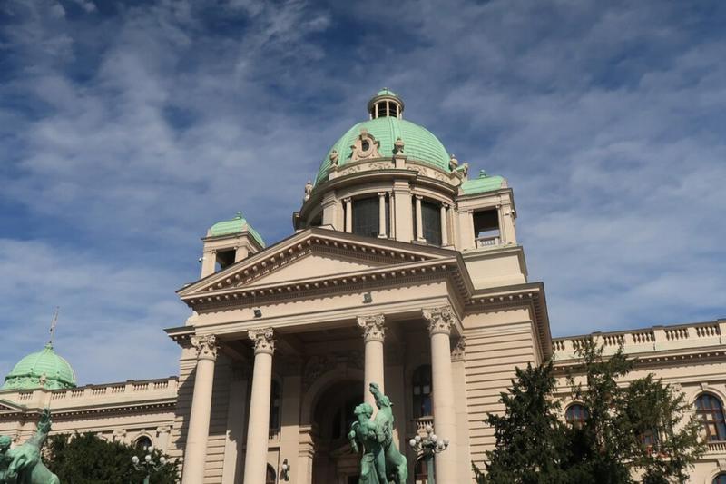 „Nezavisne institucije” ili ko je oteo državu?