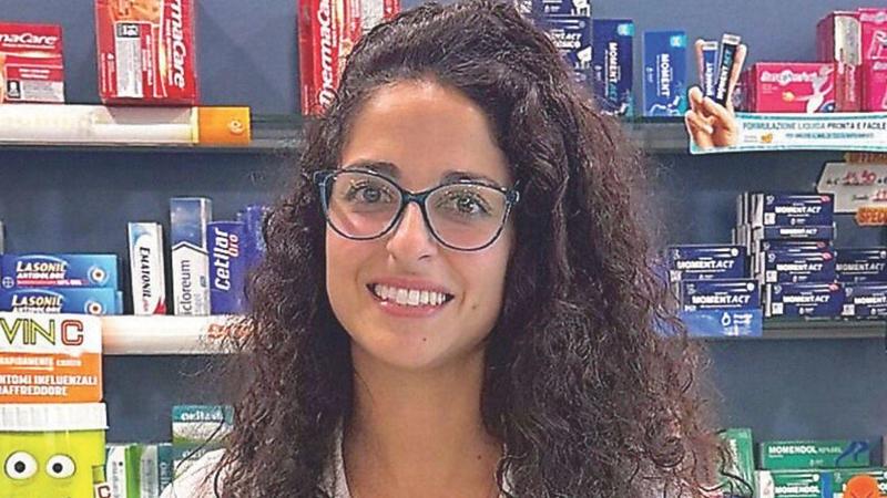 Livorno, Elena farmacista coraggio - Rincorre il ladro e sventa il furto: «Non ho avuto paura, bisogna reagire»