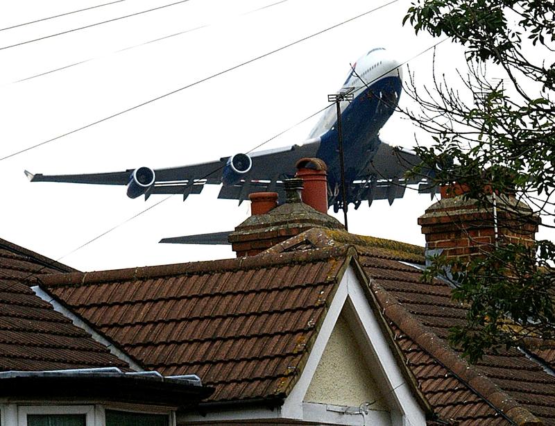 Aircraft noise from new runways will hit thousands more homes. Australia needs fairer solutions