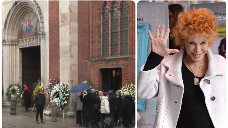 Abbraccio senza fine di Milano alla sua Ornella Vanoni: “Sei stata immensa, ora sarai eterna” / Abbraccio senza fine di Milano alla sua Ornella Vanoni: “Sei stata immensa, ora sarai eterna” /