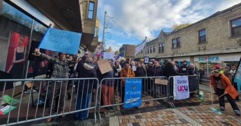 ‘Punch up, not down’: call for unity amid anger over asylum housing