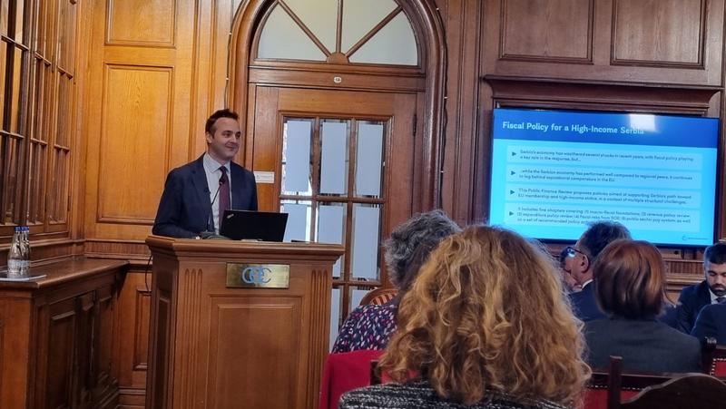 Državna preduzeća najveći rizik za javne finansije Srbije Državna preduzeća najveći rizik za javne finansije Srbije