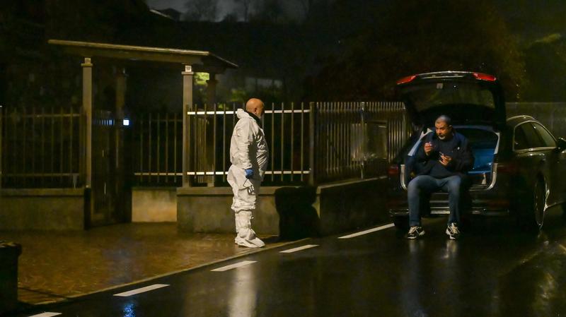 Mesenzana dà l’ultimo saluto a Mariella Chiari. In parrocchia il funerale della 81enne uccisa a coltellate dal marito