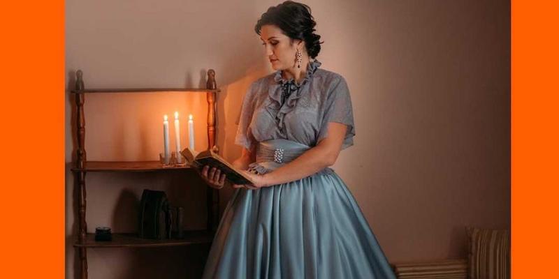 Husband and wife reenact daily life in the 1800s and people are riveted