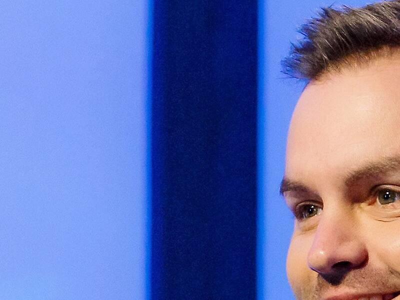 Le PQ est mort de rire