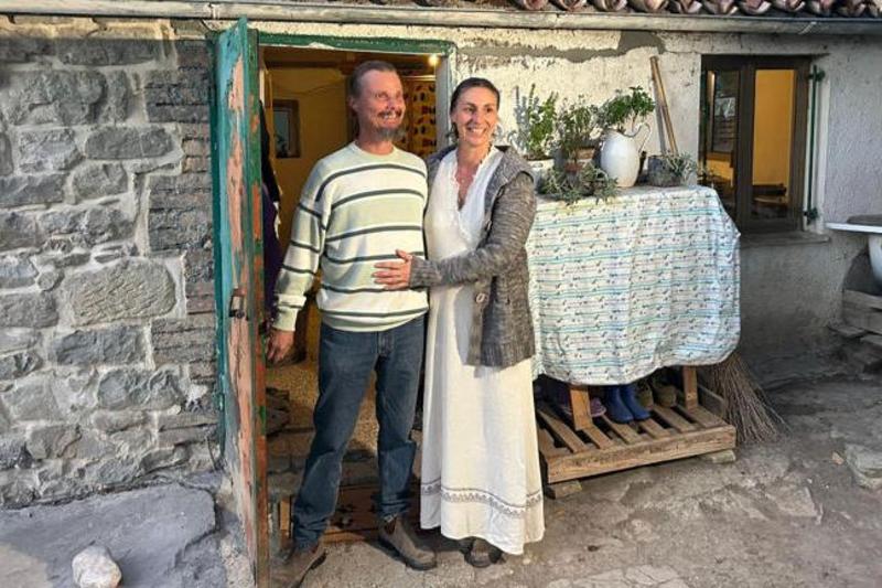 Stato, famiglia, libertà: perché la storia della “famiglia nel bosco” ci tocca e ci divide