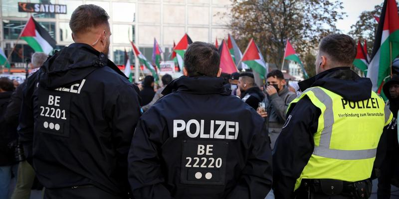 RIAS: Polizei erfasst antisemitische Taten lückenhaft RIAS: Polizei erfasst antisemitische Taten lückenhaft