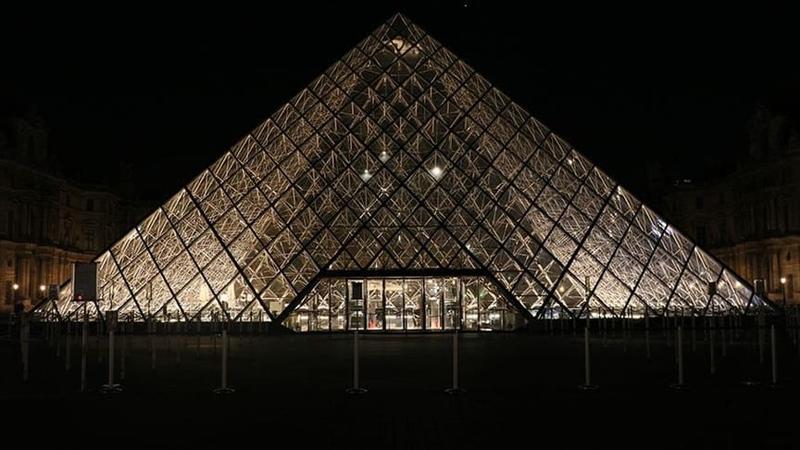 Nova hapšenja zbog filmske pljačke Luvra: I dalje ni traga od ukradenog nakita, policija na nogama