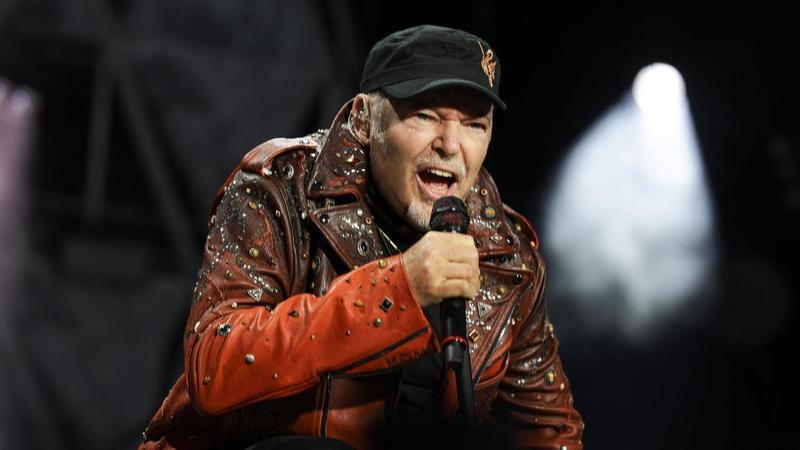 Vasco a Ferrara, l’evento scalda il Consiglio. L’opposizione: «Quanto costa?»