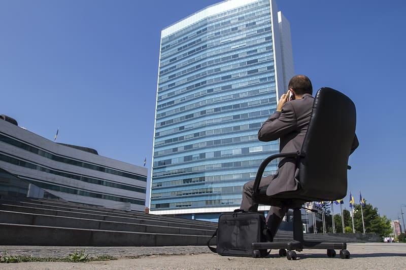 Objavljen popis zaposlenih u institucijama BiH koji ispunjavaju uslove za penziju, ali ipak rade