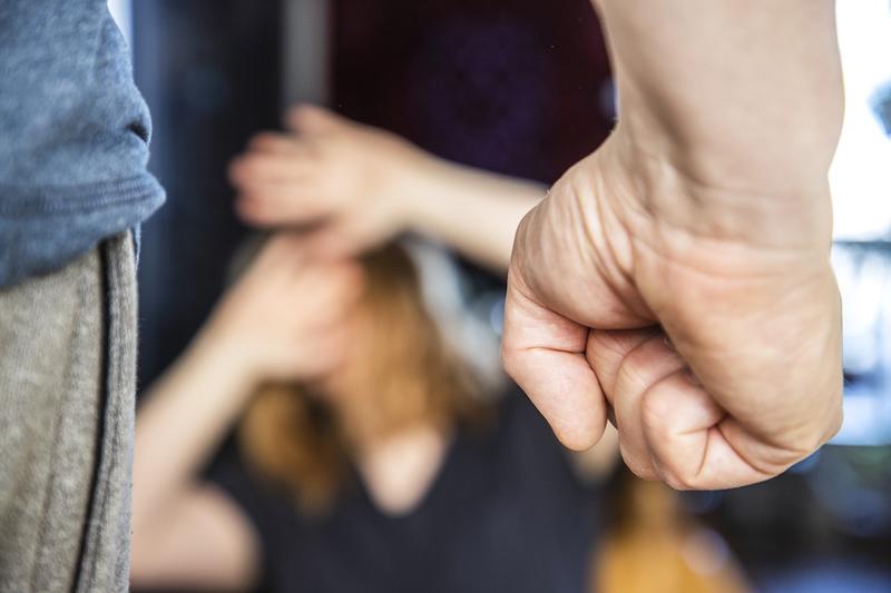 Yhteiskunta | Lukijalta: Kulttuuri tarjoaa väylän tehdä väkivalta näkyväksi