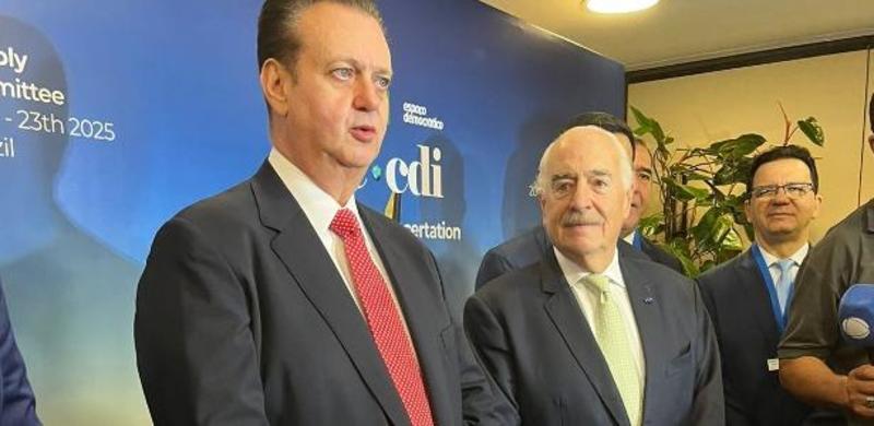 Silêncio de Kassab após vídeo de Bolsonaro expõe dilema da centro-direita