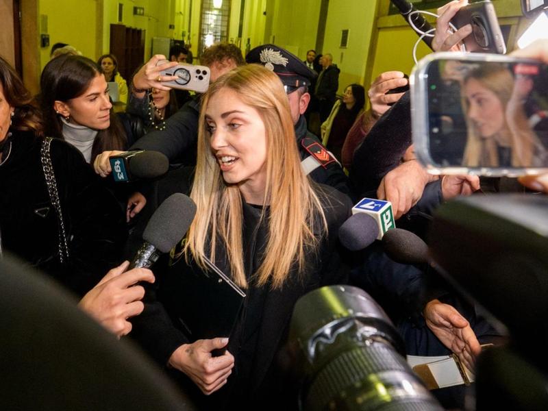 Pandoro gate, la Procura chiede un anno e otto mesi per Chiara Ferragni. L'influencer accusata di truffa aggravata ha già versato 3,4 milioni