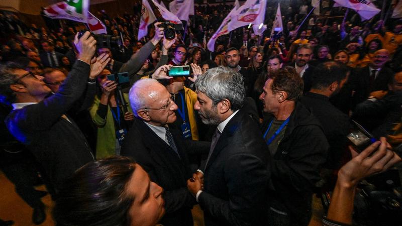 L’operazione De Luca. Nove suoi fedelissimi a presidiare la Regione