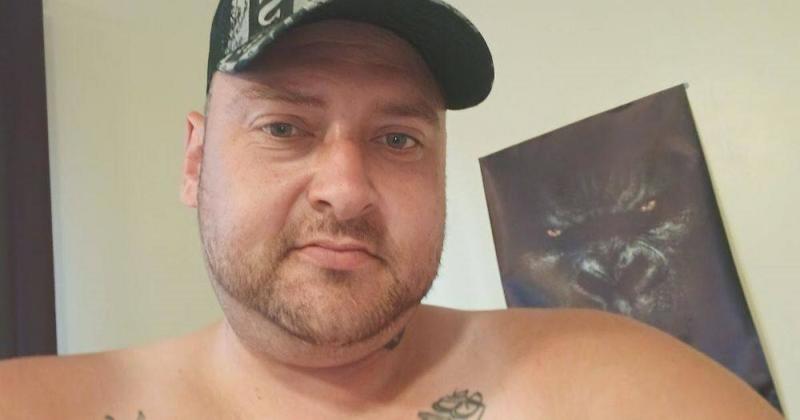 Thug jailed for breaking ribs of paramedic in railway station attack