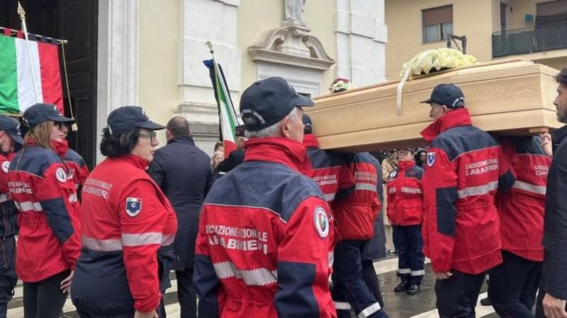 Folla a Bolgare per Eros. «Ricorderemo il tuo sorriso» Folla a Bolgare per Eros. «Ricorderemo il tuo sorriso»